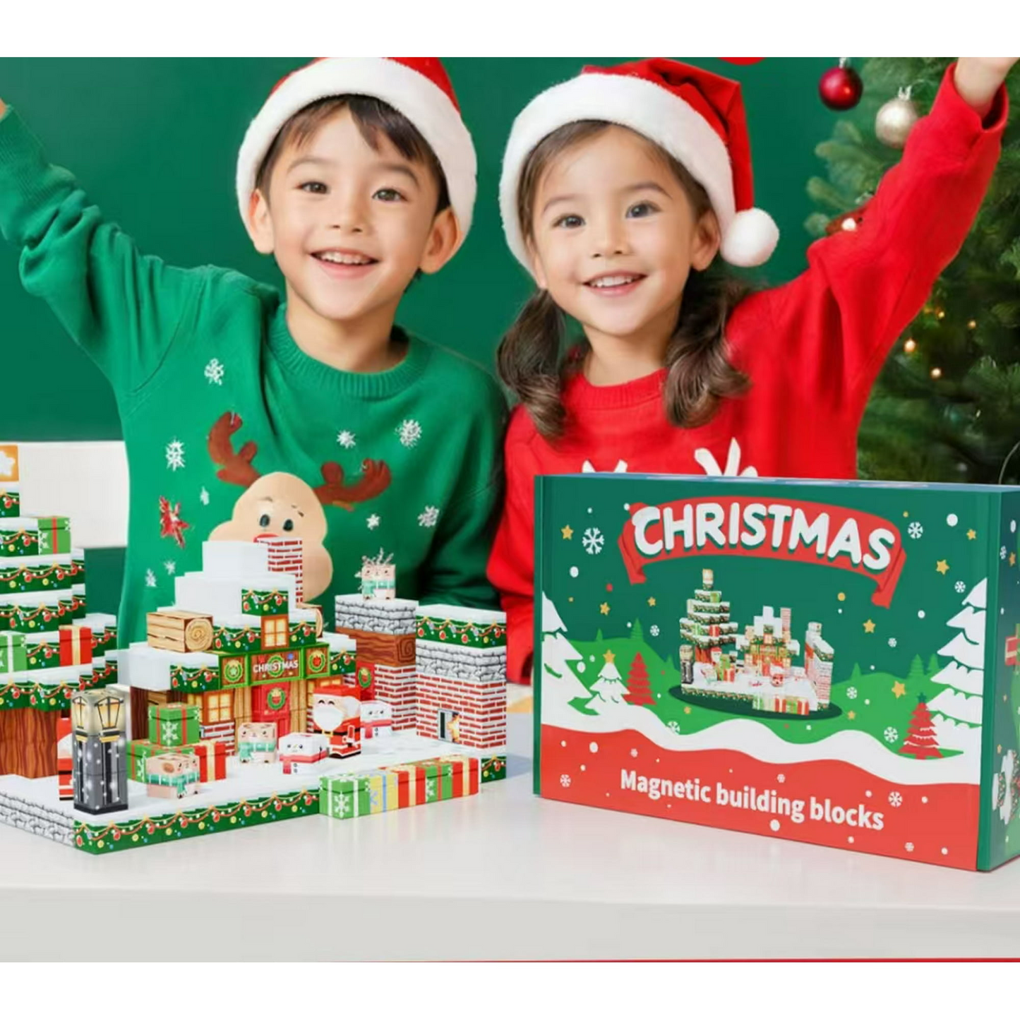 CubiWorld™ Magnetic Building Blocks - Christmas Cottage (300pc)